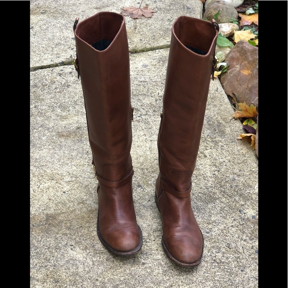 Coach Mulan Boots - Picture 2 of 8
